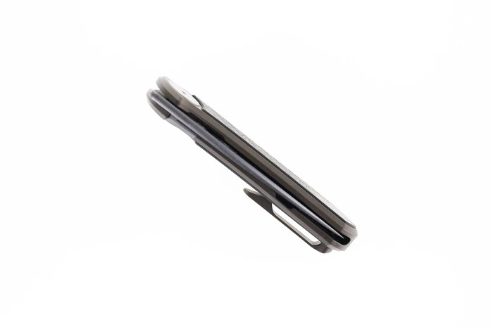 TwoSun Front Flipper Pocket Knife Bronze Titanium & Carbon Fiber Handle M390 Blade TS389-BRZ 6 TwoSun Front Flipper Pocket Knife Bronze Titanium & Carbon Fiber Handle M390 Blade TS389-BRZ - Image 4